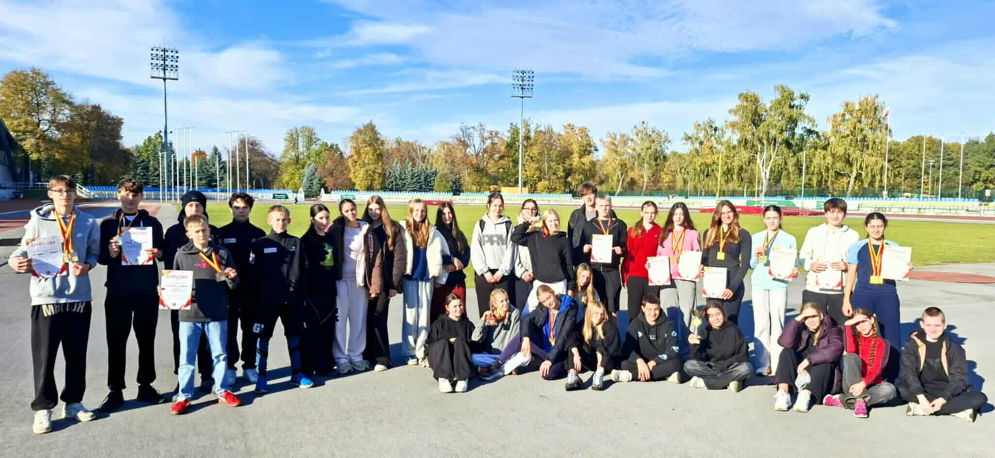 Mistrzostwa Dzielnicy Bielany w lekkiej atletyce dziewcząt i chłopców - kat. młodzież